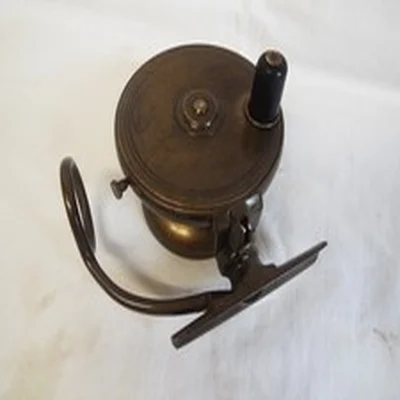 Vintage Mallochs Patent 3 1/4" brass side cast reel.