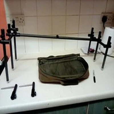 CENTUARY STEALTH 3 ROD POD WITH STABILISERS AND CARRYCASE