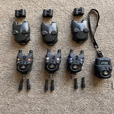 ND New Direction Tackle K9s Bite Alarms X3 and receiver carp fishing tackle