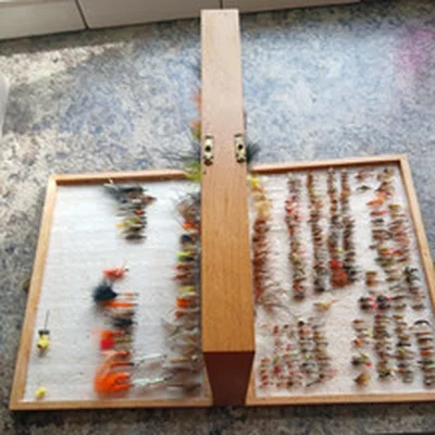 Fly Fishing Flies In Wood Box Vintage 28.5x19.5x5.5cm