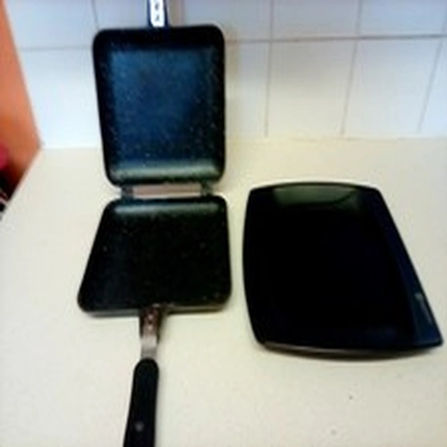 RIDGEMONKEY LARGE SANDWICH TOASTER AND PLATE