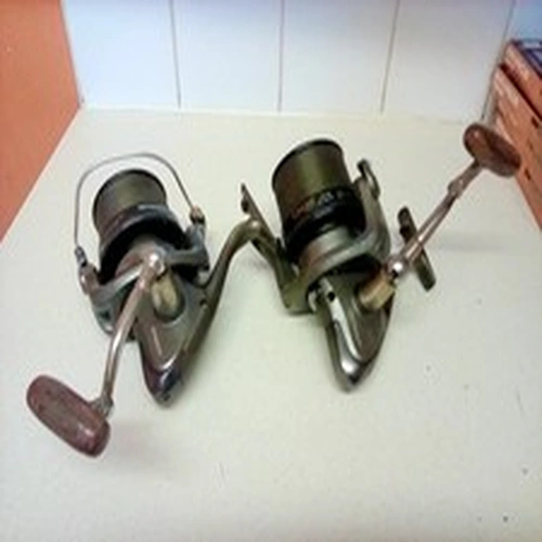 2 SABER FLOWCAST BIGPIT REELS FULLY SPOOLED