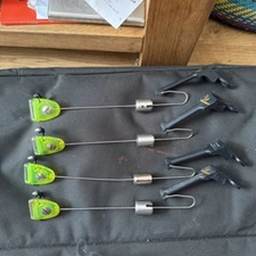 Set Of FOUR Fox Swingers VGC 