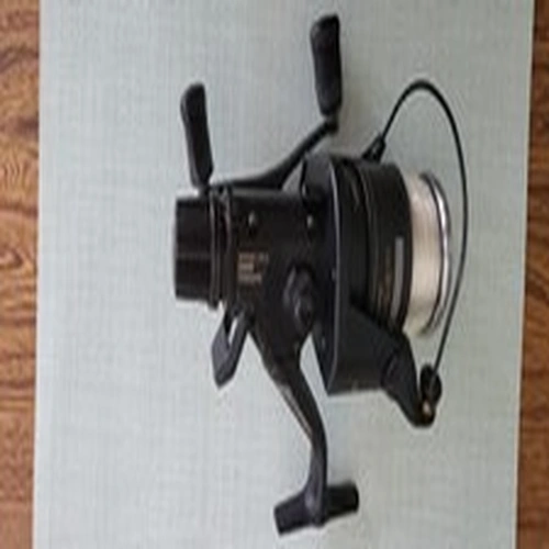 2 X Shimano Aero GT Baitrunner XT7 Fishing Reels - 4 Ball Bearings - Rear Drag