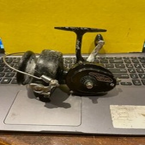 vintage fishing reel k p morritts intrepid surf cast