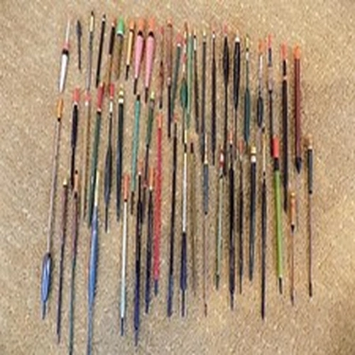 JOBLOT  52  VINTAGE COURSE  FISHING FLOATS