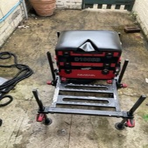 DIAWA 100SB Team Seat Fishing Box