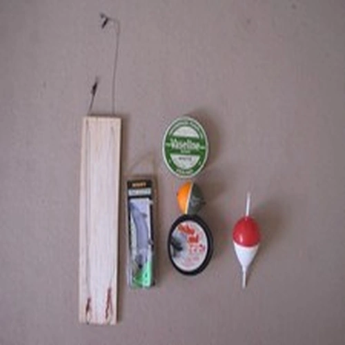 BUNDLE PIKE FISHING TACKLE, TREBLE HOOKS TRACES FLOATS FLOATANT Predator Angling
