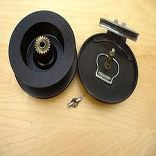 Vintage Alcock Aerialite Fishin Reel Centre Pin Bakelite for Spares or Repairs