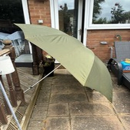 Fishing Umbrella Brolly with Tilt Function 75inch Max Span.