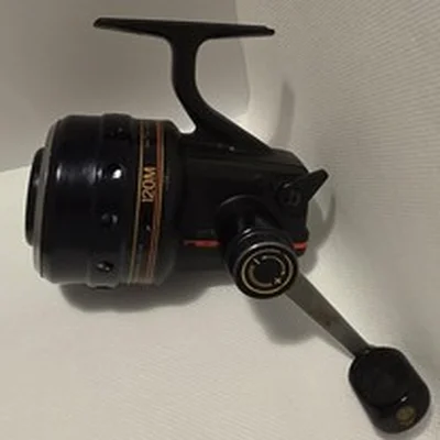Daiwa Harrier 120M Graphite Closed face reel vgc