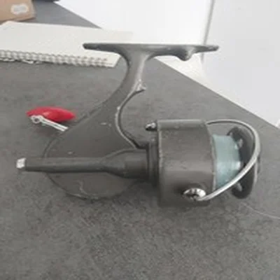 2 X VINTAGE FIXED SPOOL REELS