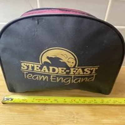 Steadfast Team England Reel Case  In  nice clean condition and is a rare case 