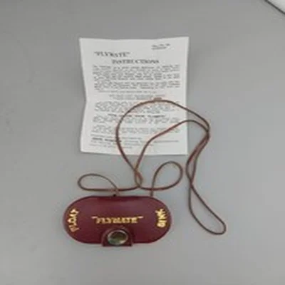 VINTAGE LEATHER JOHN ROBERTS FLYMATE : For Dressing Leaders   