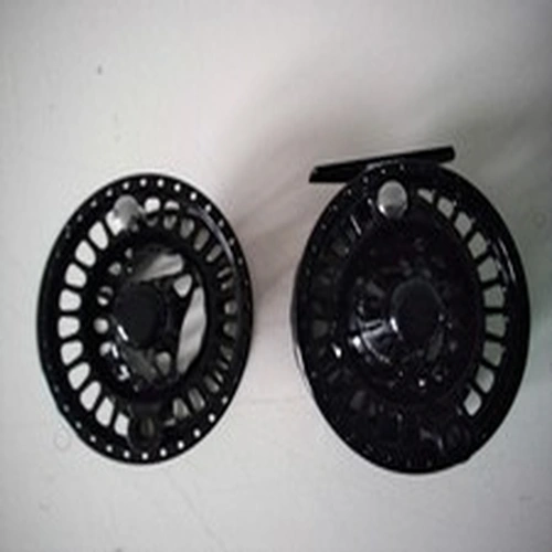 SCIERRA TRAXION 2  FLY REEL 5/7 AND SPARE SPOOL IN EXCELLENT  USED CONDITION