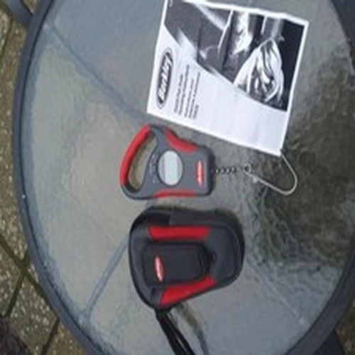 BERKLEY TDS 35 DIGITAL FISHING SCALES IN EXCEPTIONAL CONDITION WITH CASE