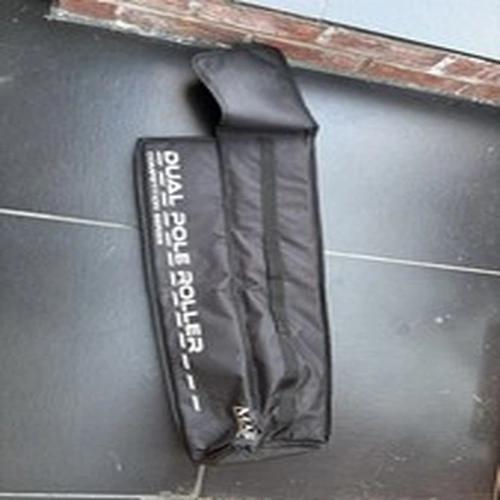 Map Competition Roller Bag Very Good Condition In Black