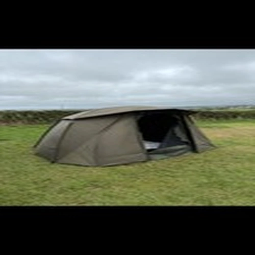 Trakker Tempest Carp Fishing Shelter Tent With Inner Bedroom And Skull Cap