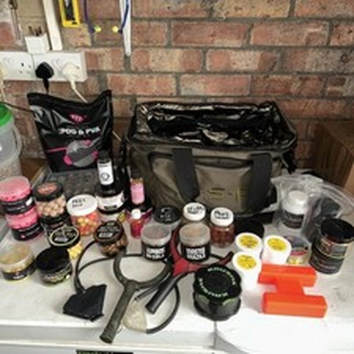Esp Large Cool Bag Loaded With Bait. Load New And Unused And Some Part Used.