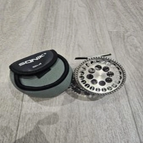 Sonik SK4 Lite 5/6 Fly Fishing Reel With Case.