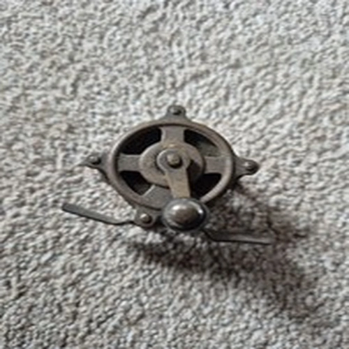 Vintage Hendryx Fishing Reel
