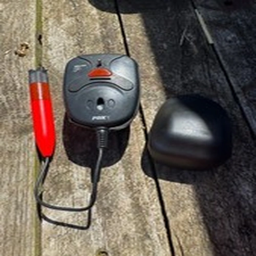 fox micron p pike alarm. Great condition. Great pike drop off alarm.