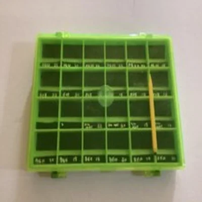 Leeda Magnetic Hook Box/Fly Tying Storage