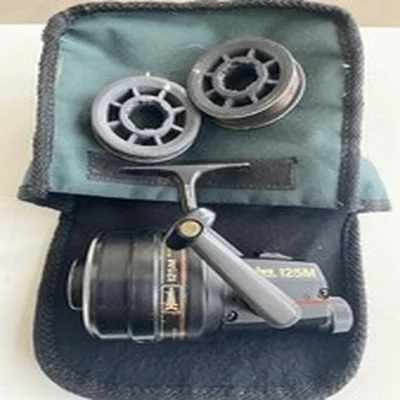 Diana 125m Closed Faced Reel with Two Spare Spools and A Reel Bag Good Con