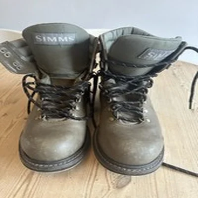 Simms felt Soled Wading Shoes -UK Size 10