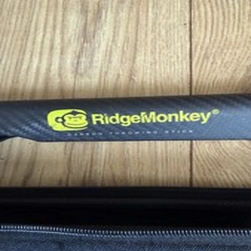 RidgeMonkey Carp Fishing Carbon Throwing Stick Matte Black Edition + Case