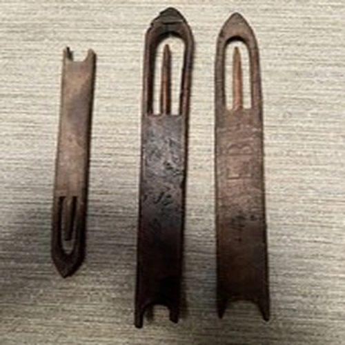 3 Vintage/antique FISHING NET/NEEDLES.