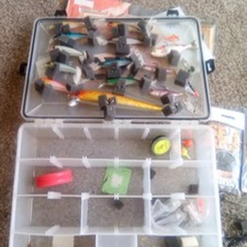 Fishing Job lot Of Plugs And Spinners In Daiwa Box
