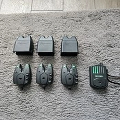 3x Sailvvay SV1 Alarms  & Receiver 