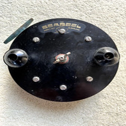 VINTAGE ‘THE SEAREEL’ FISHING REEL, 7 INCH DIAMETER – GOOD CONDITION