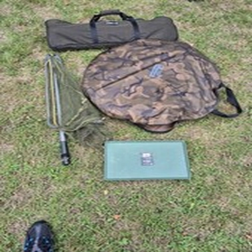 One Man Bivvy A Table And Telescopic Landing Net  A Tripod Verry Good Condition