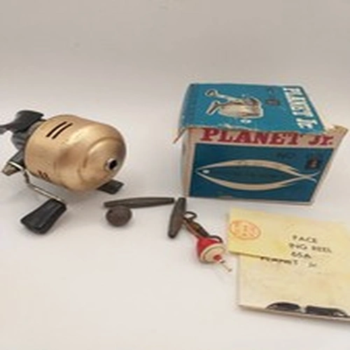 Vintage Crown Planet Jr Closed Face Spin Cast Reel (h27)