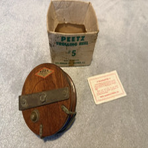 Vintage ‘PEETZ’ BRASS & MAHOGANY 5 INCH TROLLING REEL in  Original Box