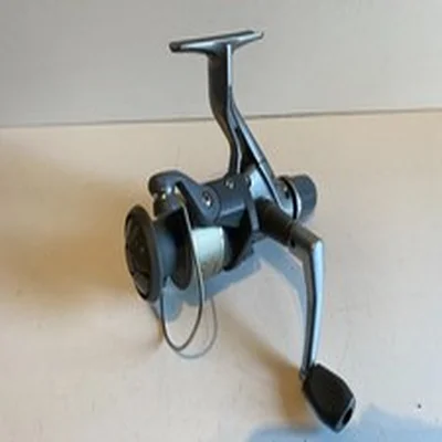 SUPER VERY CLEAN SHIMANO KX 3000 FIXED SPOOL REEL .