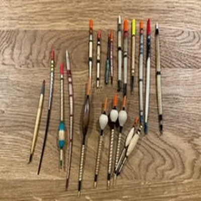 20 x various vintage style fishing floats carp tench chub roach etc