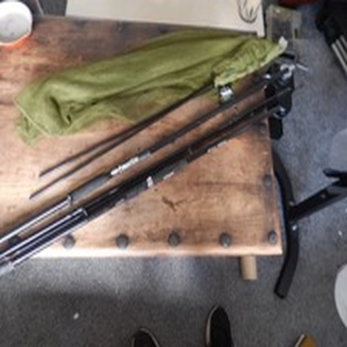 Keenets Carp Fishing Bundle Deal-Rod & Landing Net and Holder