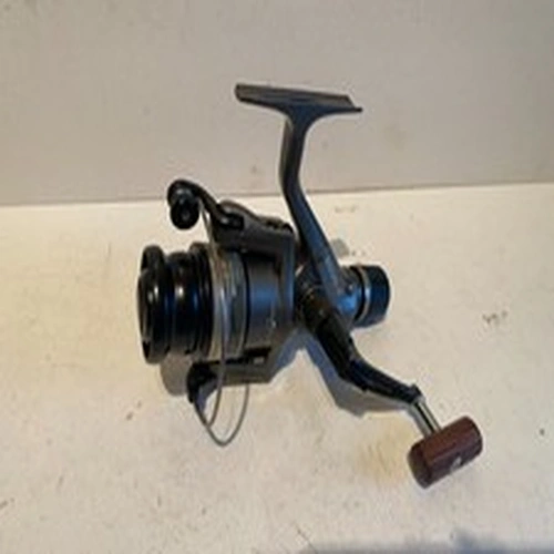 NICE CLEAN FULLY WORKING DAIWA REGAL-X FIXED SPOOL FISHING REEL