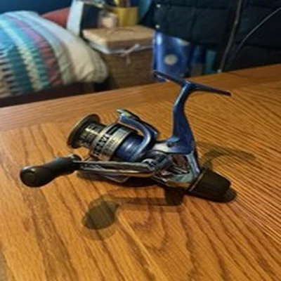 Shimano Nexave 2500RC Spinning Reel - Rear Drag - Good Condition