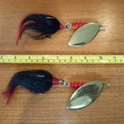 2 x MEPPS GIANT KILLER BUCKTAIL GOLD BLADE PIKE SPINNERS