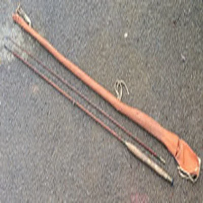 A VINTAGE HARDY 9' SPLIT CANE FLY ROD IN MAKERS BAG