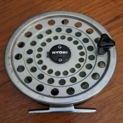 Ryobi 455 Fly Fishing Reel 4". Gilfin badged.