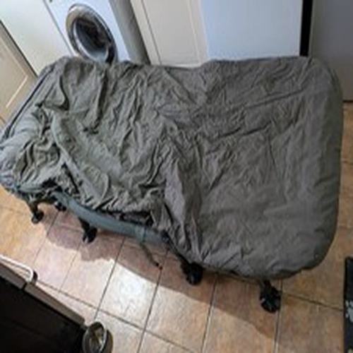 Nash Wideboy Bedchair 8 Legged Carp Fishing Bed with Mattress