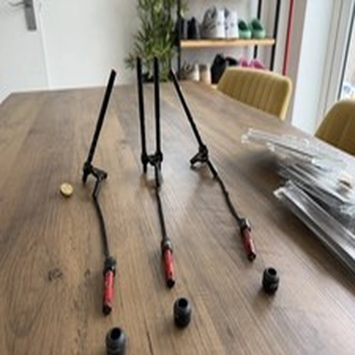 Jag products Large Snag Ears And Mk2 Safeliners with red  Isotopes carp fishing 