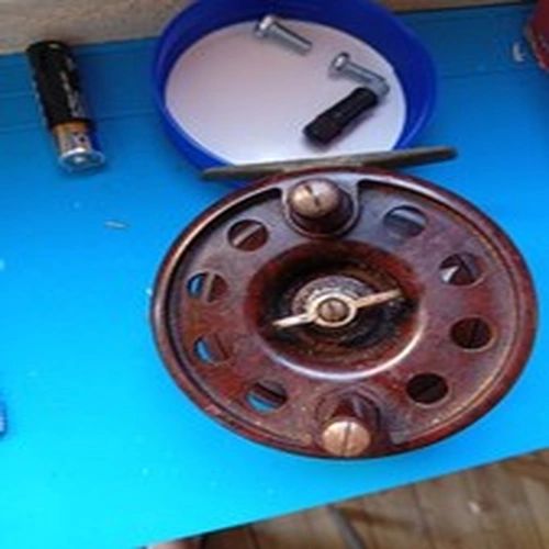 Centre Pin Fishing Reel