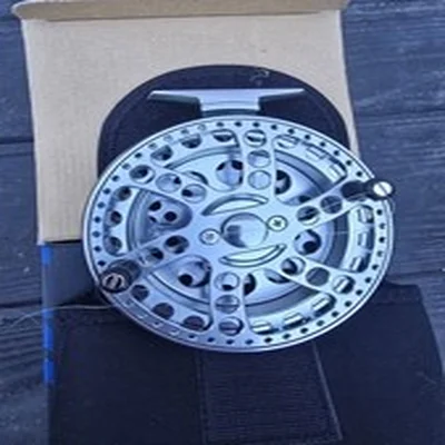 Okuma Sheffield S-1002 Center Pin Reel