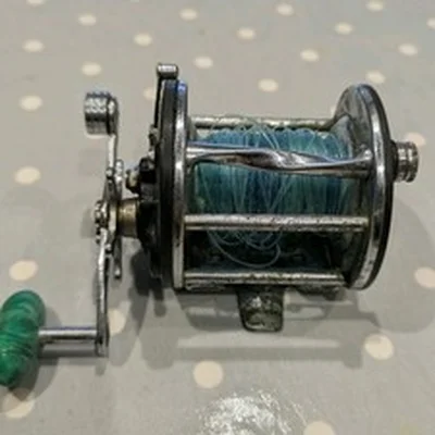 Penn Level Line 350 Fishing Reel 